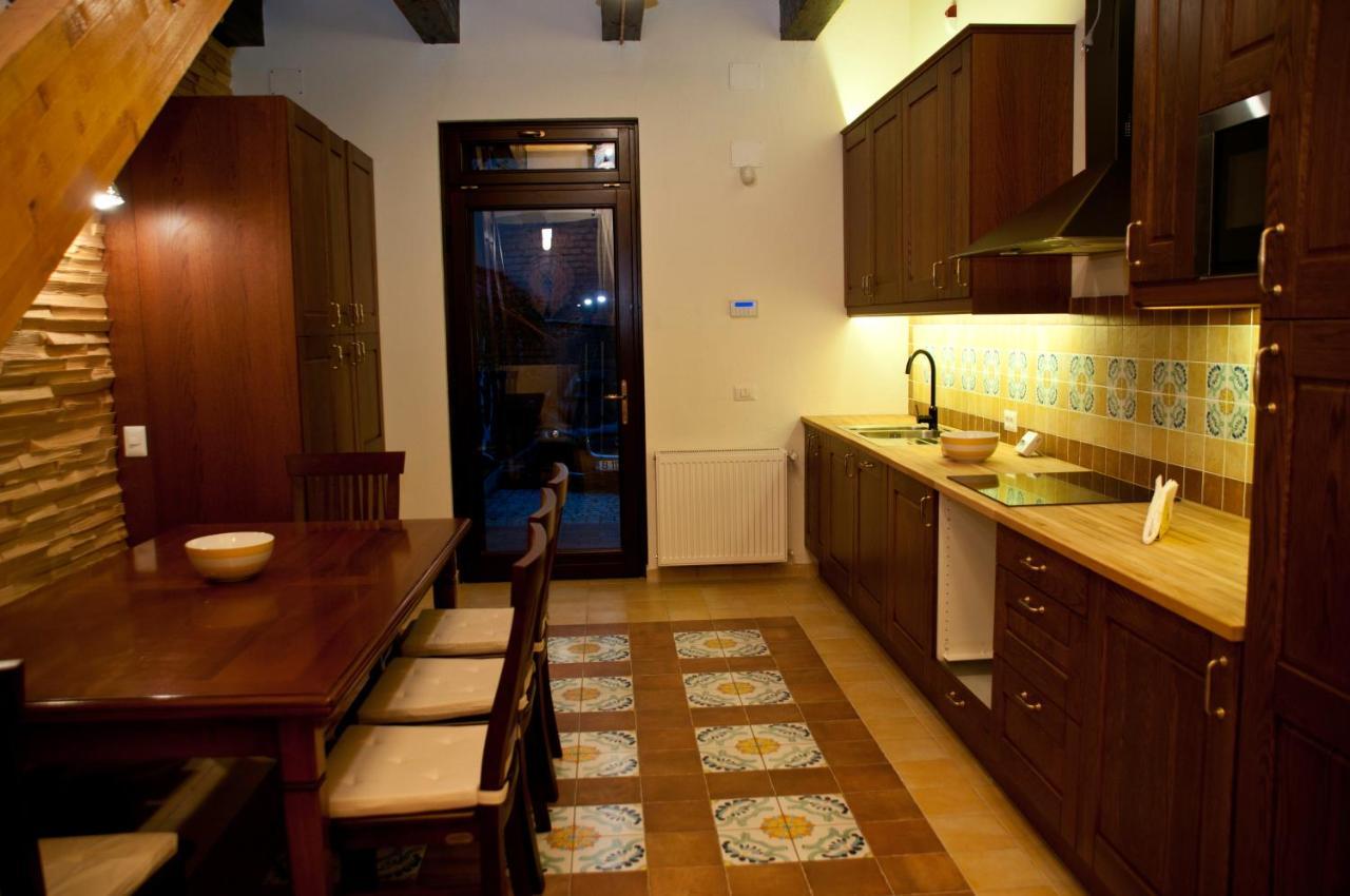 Arina Apartments Brasov Exterior photo